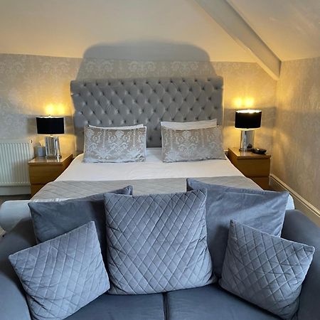 Haversham House - Adults Only Ландъндо Екстериор снимка