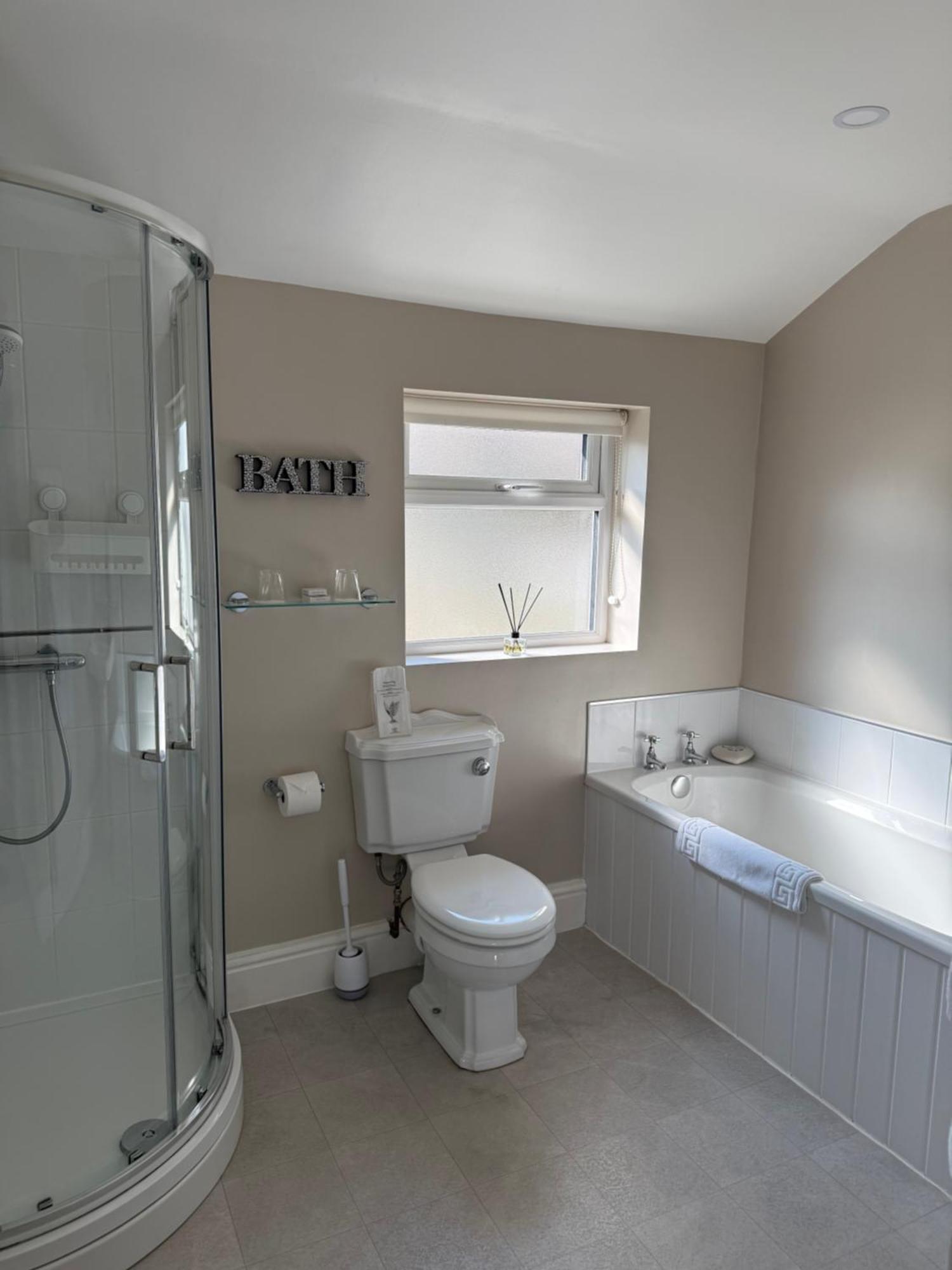 Haversham House - Adults Only Ландъндо Екстериор снимка